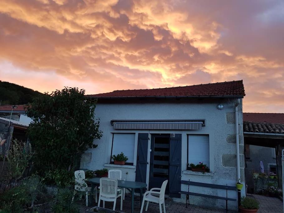 Les Souchottes, Charmante Maisonnette